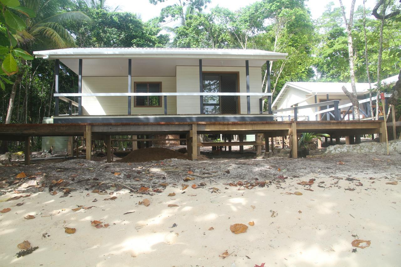 Evis Resort At Nggatirana Island Halisi Dış mekan fotoğraf