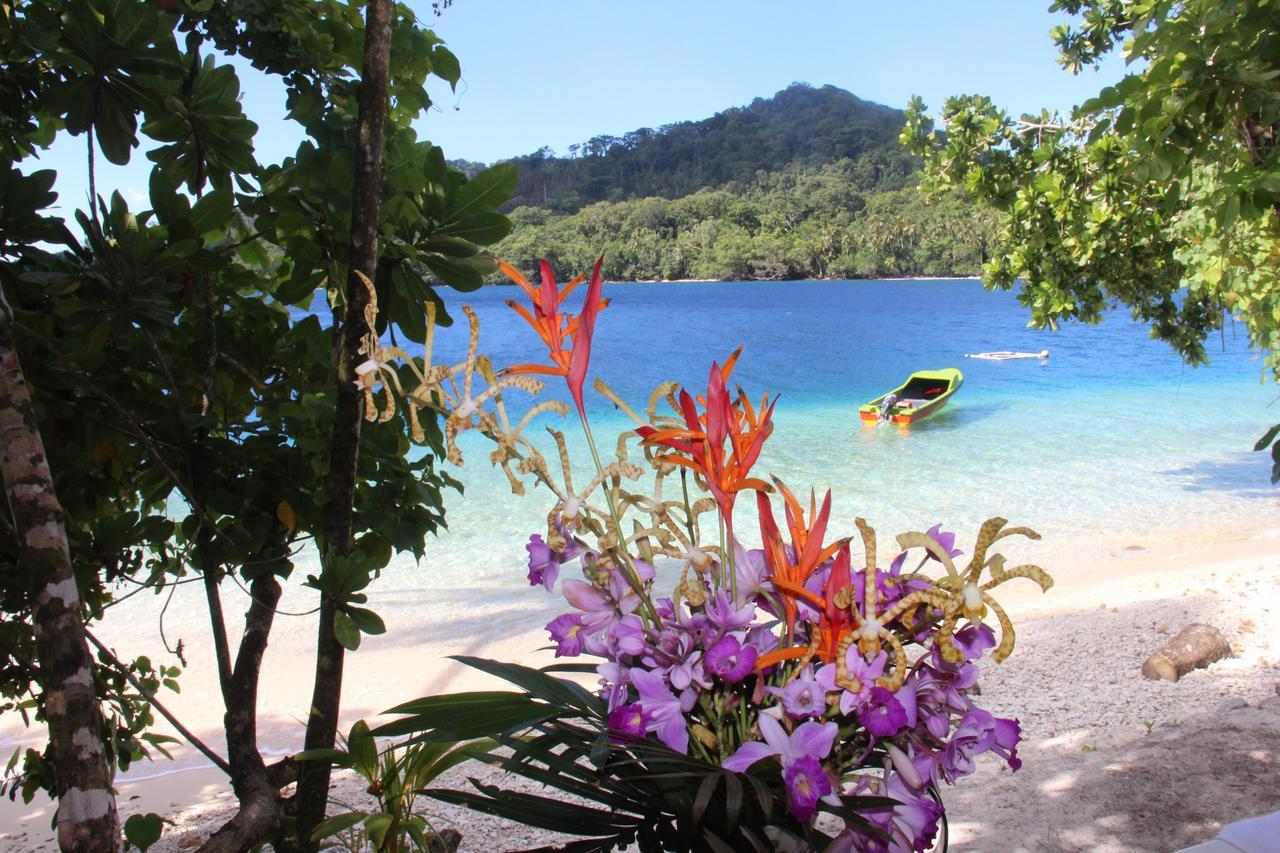 Evis Resort At Nggatirana Island Halisi Dış mekan fotoğraf